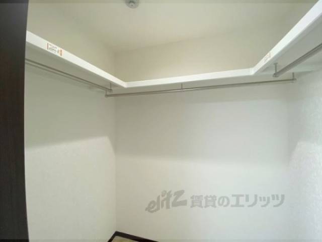 収納　ウォークインクローゼット