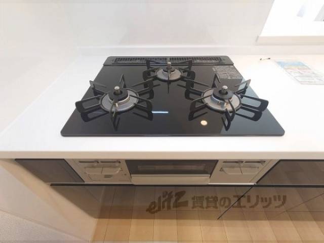 キッチン　コンロ