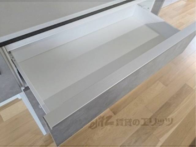 キッチン　キッチン下部収納