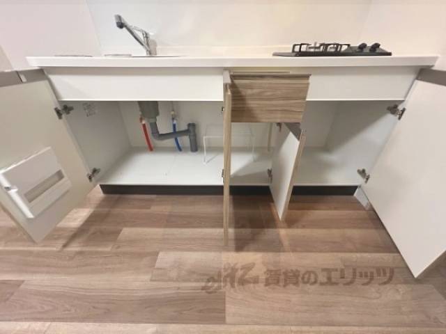 キッチン　下部収納