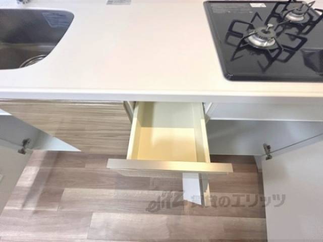キッチン　下部収納