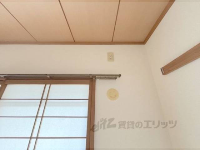 エアコン　設置場所