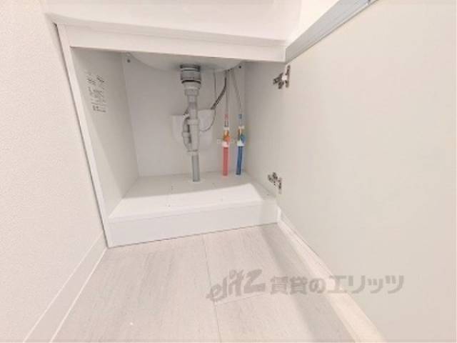 洗面所　洗面所下部収納