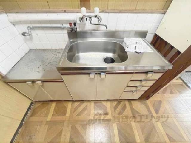 キッチン　下部収納