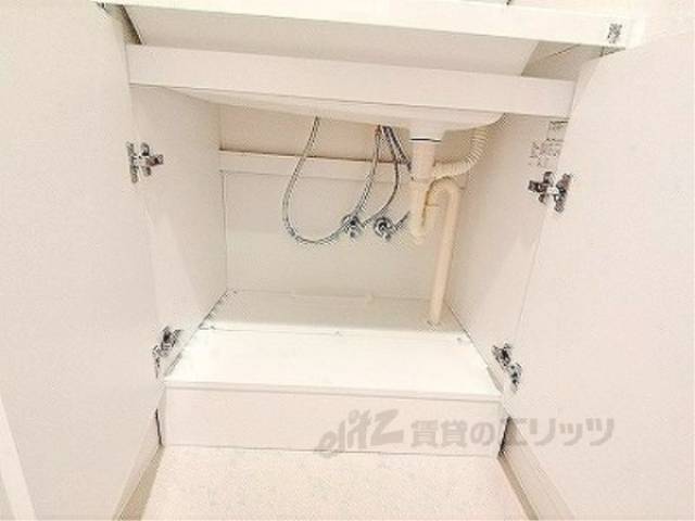 洗面所　洗面所下部収納