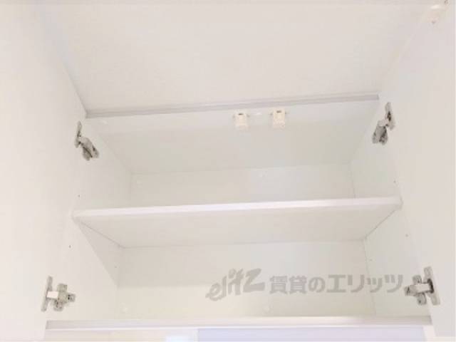 キッチン　キッチン上部棚