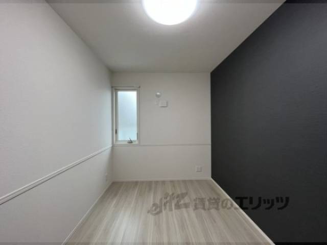 洋室　5.6帖