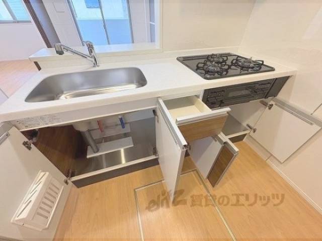 キッチン　キッチン下部収納