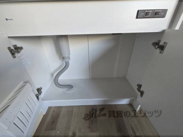 キッチン　収納