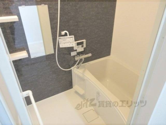 風呂　上部収納