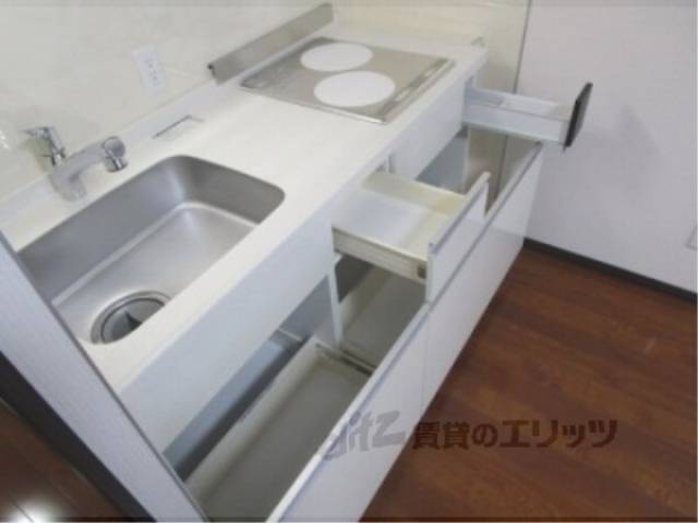 キッチン　下部収納
