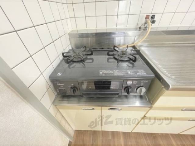 キッチン　コンロ