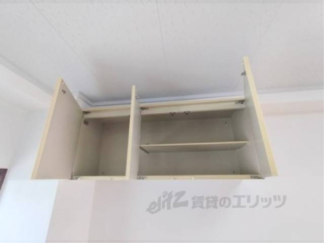 キッチン　棚