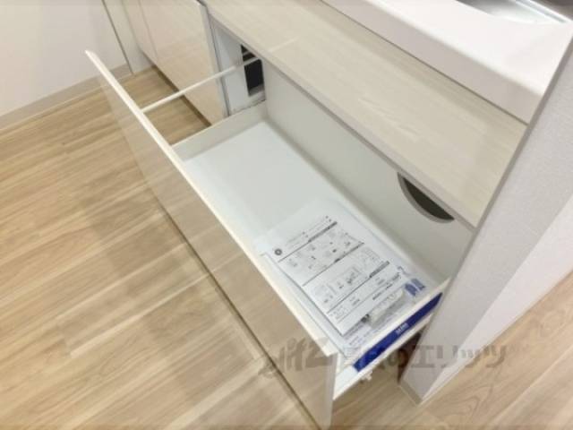 キッチン　収納