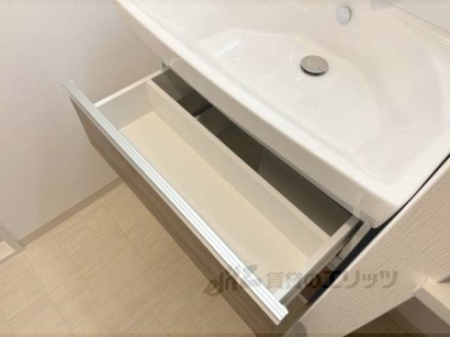 洗面所　収納