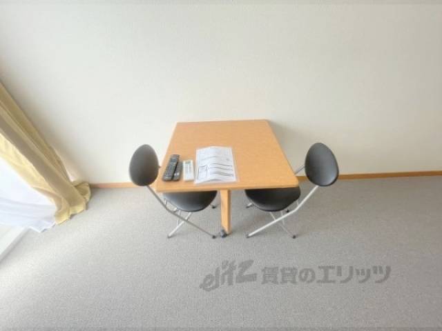 テーブル