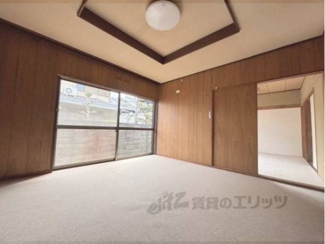 洋室
