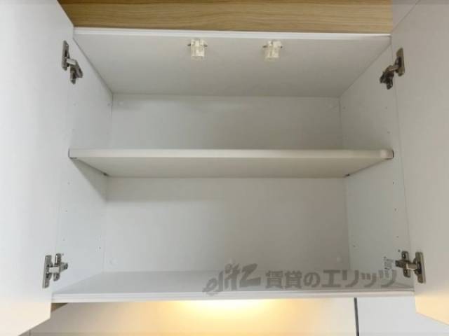 キッチン　収納上部