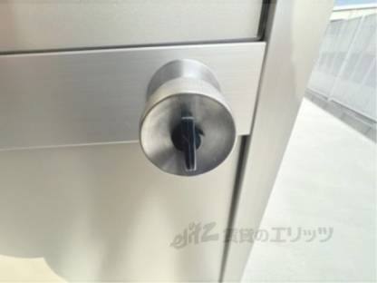 玄関　ドアノブ