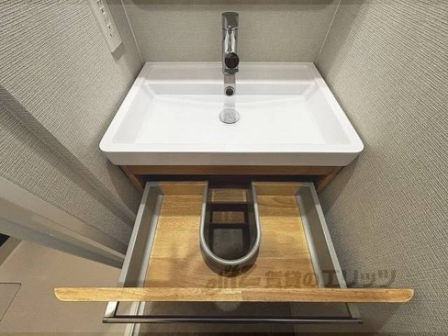 洗面所　洗面台収納