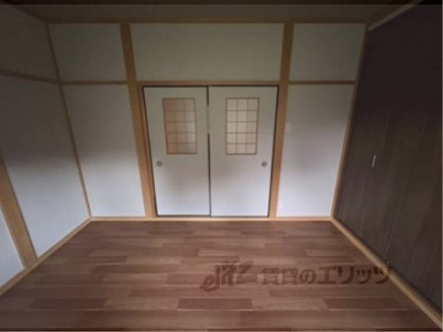 洋室　東側