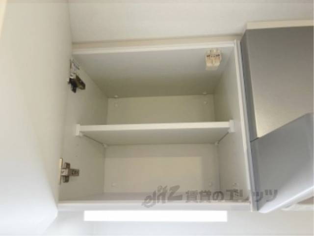 キッチン　収納上部