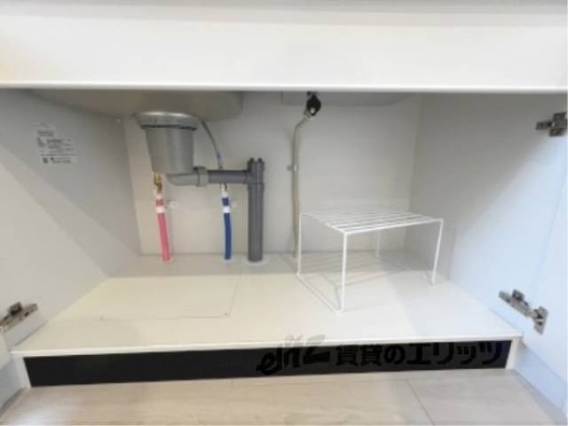 キッチン　収納下部