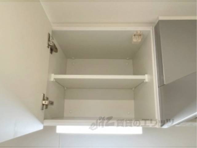 キッチン　収納上部