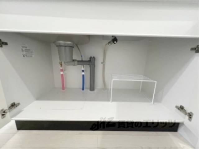 キッチン　収納下部