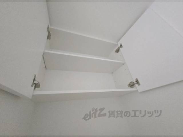 トイレ　収納