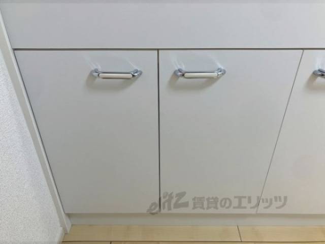 キッチン　下部収納