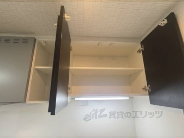 キッチン　収納上部