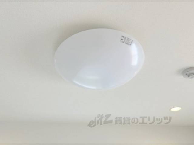 キッチン　照明