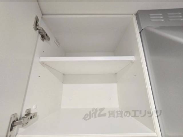 キッチン　上部収納