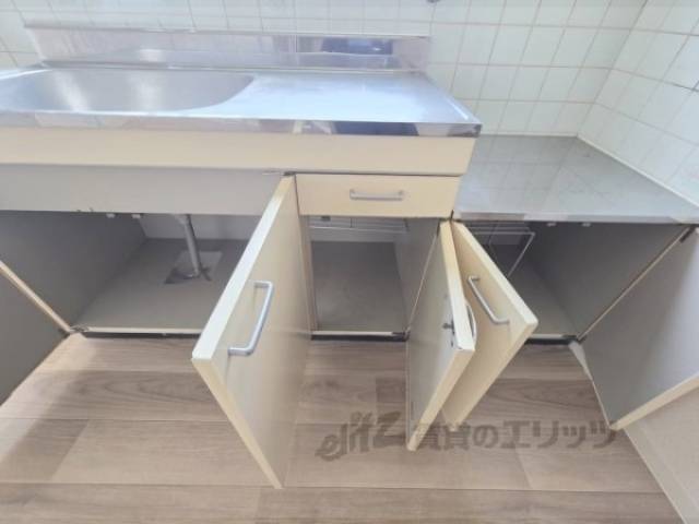 キッチン　下収納