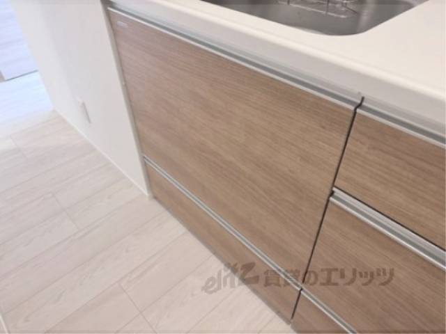 収納　キッチン下