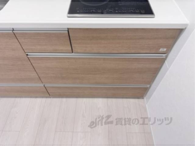 収納　キッチン下