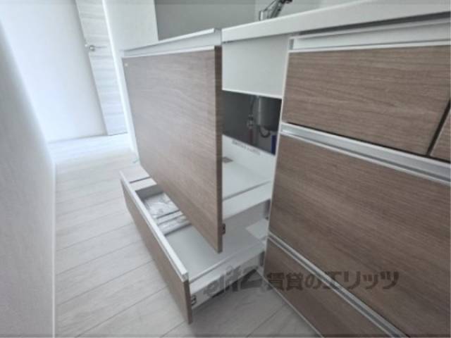 収納　キッチン下