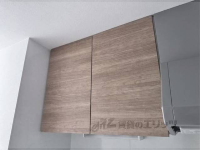 収納　キッチン上