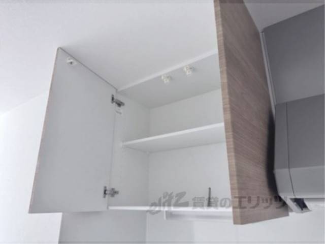 収納　キッチン上