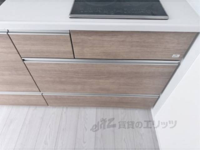 収納　キッチン下