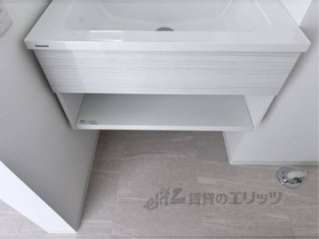 収納　洗面台下