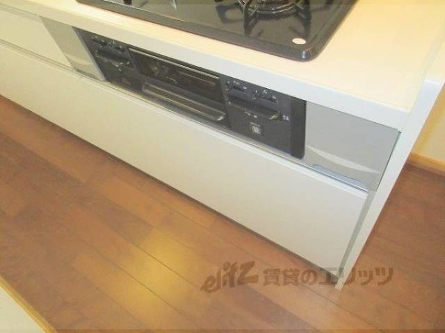 キッチン　下部収納