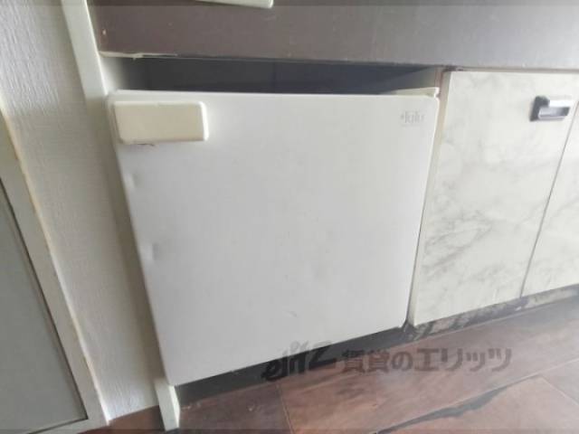 キッチン　冷蔵庫