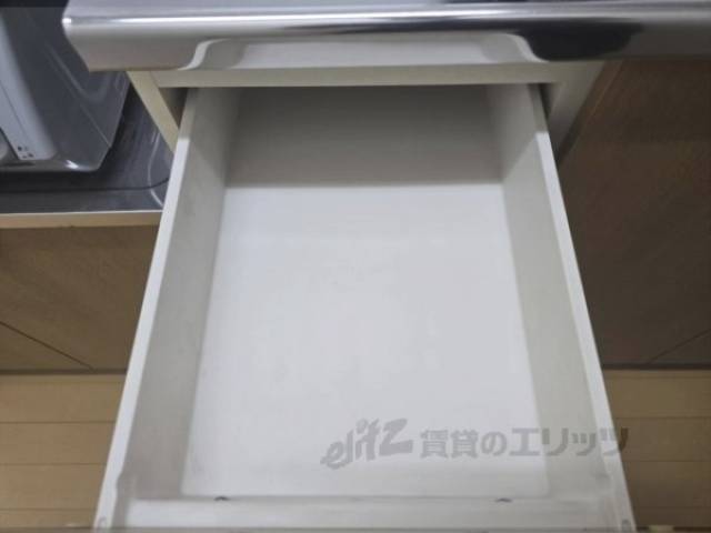 キッチン　下部収納