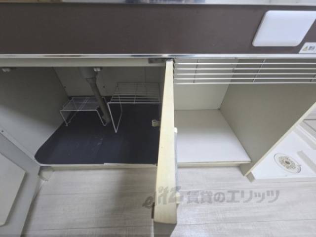 キッチン　収納