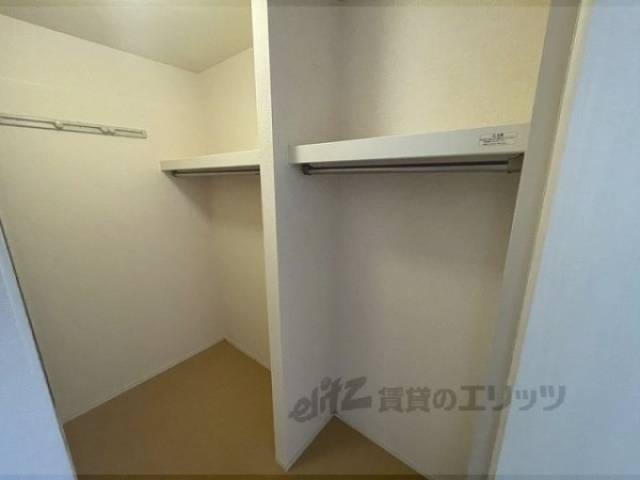 収納　ウォークインクローゼット