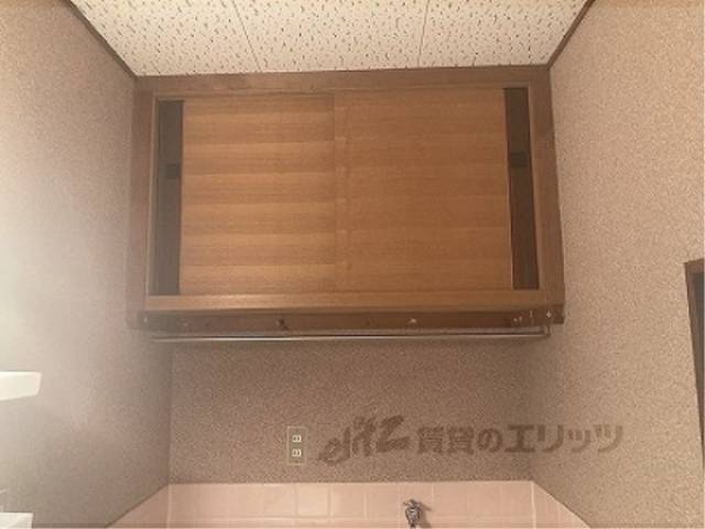 洗濯機置場　上部収納
