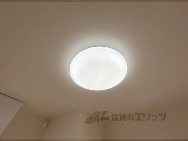 ダイニング　照明