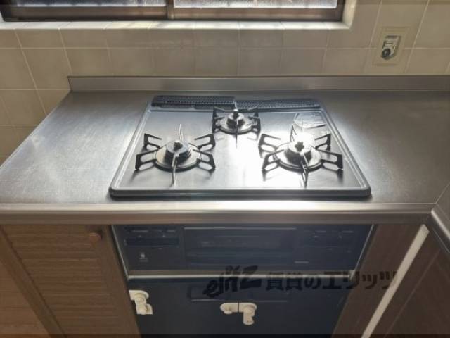 キッチン　コンロ